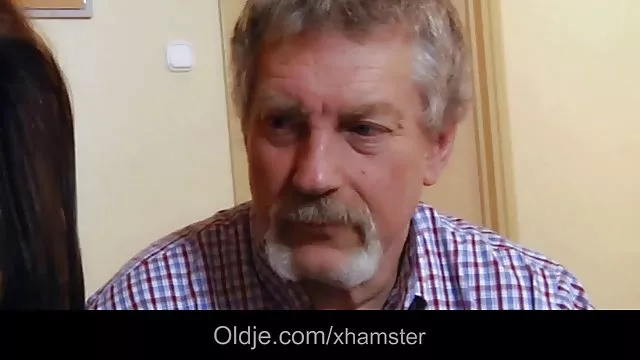 ესპანური ჯულია შიშველი შიშველი ქალები ფოტოები და ვიდეოები თინეიჯერი გოგონები დე ლუსია საწმისის ერთად დაეცა თეთრეული